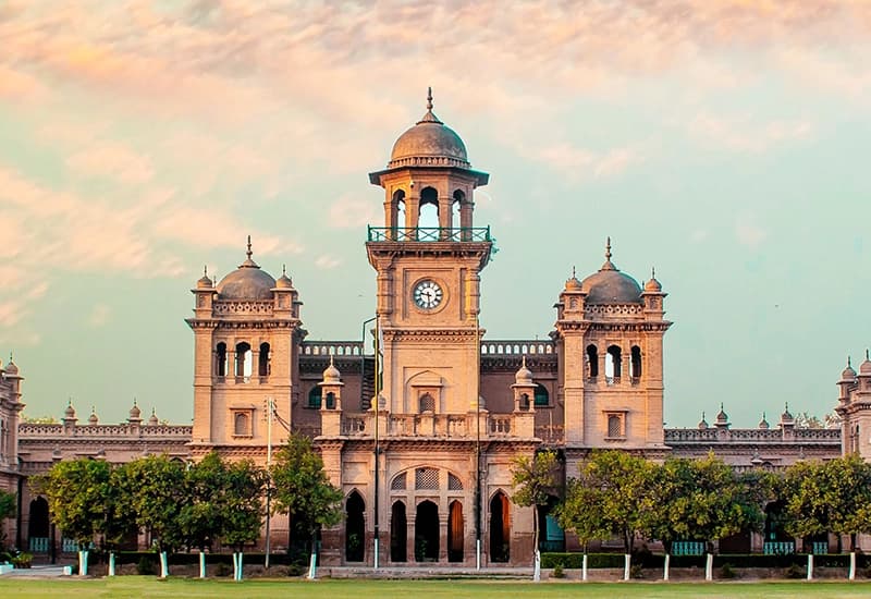 Air Indus flights from Karachi to Peshawar